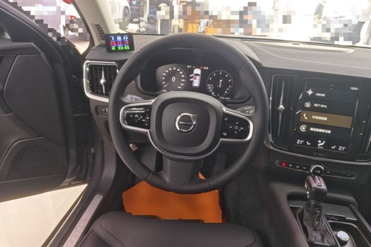 Used Volvo V90 2019 Cross Country T5 AWD Smart Range Version China VI Standard Steering Wheel