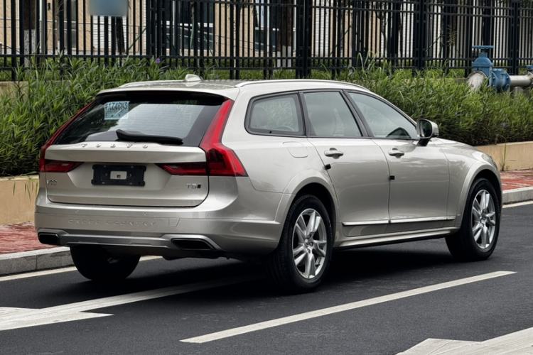 Used Volvo V90 2019 Cross Country T5 AWD Smart Range Version China V Standard Exterior 12