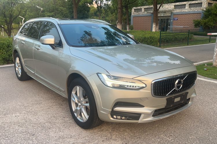 Used Volvo V90 2019 Cross Country T5 AWD Smart Range Version China V Standard Exterior 2