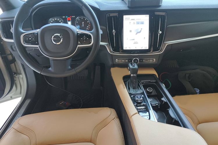 Used Volvo V90 2019 Cross Country T5 AWD Smart Range Version China V Standard Interior 2
