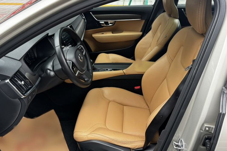 Used Volvo V90 2019 Cross Country T5 AWD Smart Range Version China V Standard Interior 5