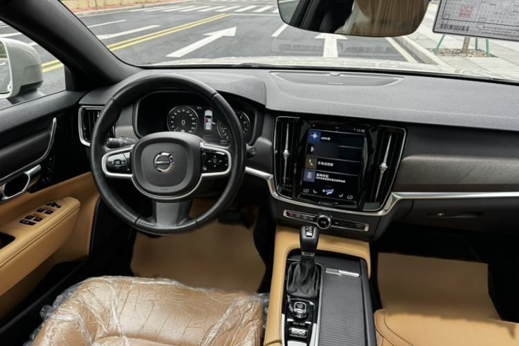 Used Volvo V90 2019 Cross Country T5 AWD Smart Range Version China V Standard Interior 6