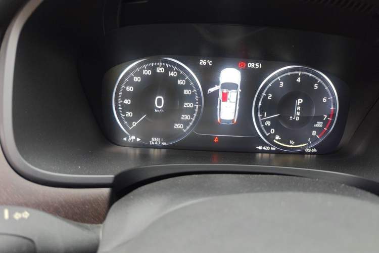 Used Volvo V90 2019 Cross Country T5 AWD Luxury Edition China V Standard Odometer Close Up