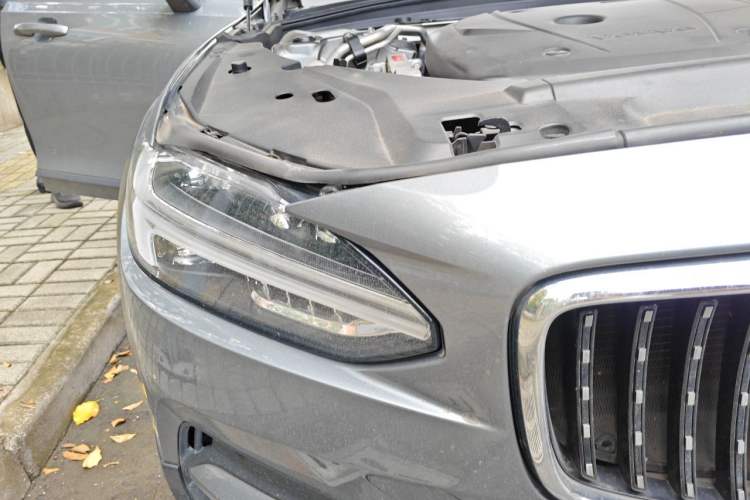 Used Volvo V90 2019 Cross Country T5 AWD Smart Range Version China V Standard Right Front Headlight