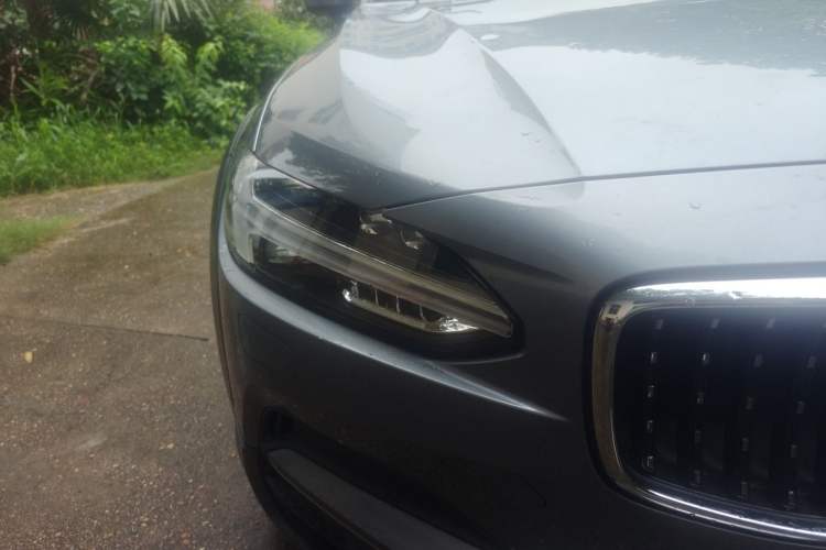 Used Volvo V90 2019 Cross Country T5 AWD Luxury Edition China V Standard Right Front Headlight