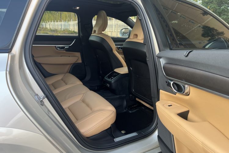 Used Volvo V90 2019 Cross Country T5 AWD Smart Range Version China V Standard Right Front Seat