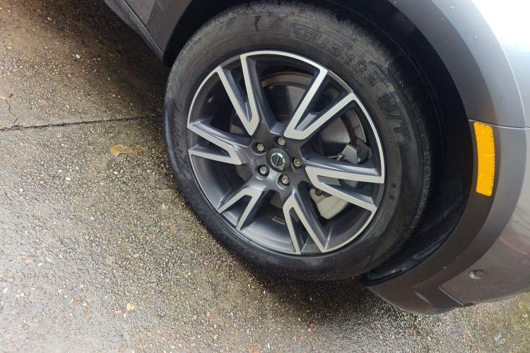 Used Volvo V90 2019 Cross Country T5 AWD Luxury Edition China V Standard Right Front Wheel Hub