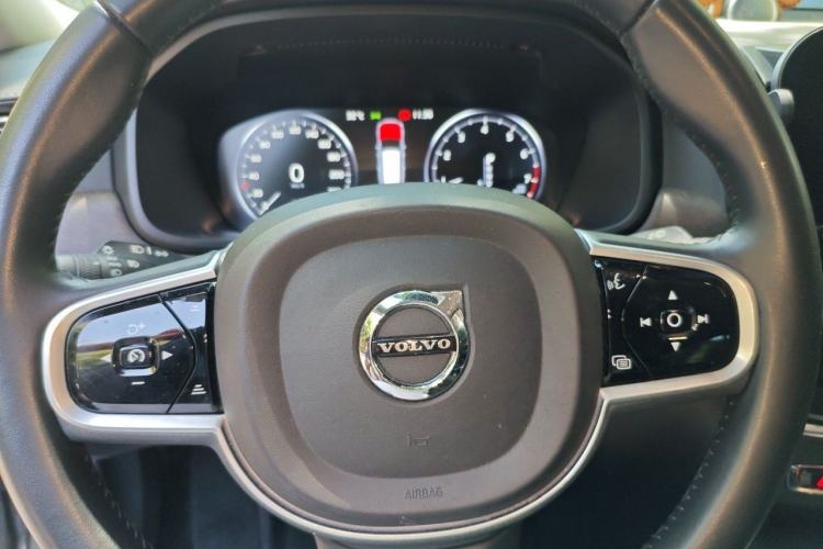 Used Volvo V90 2019 Cross Country T5 AWD Luxury Edition China V Standard Steering Wheel