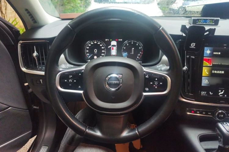 Used Volvo V90 2019 Cross Country T5 AWD Smart Range Version China V Standard Steering Wheel