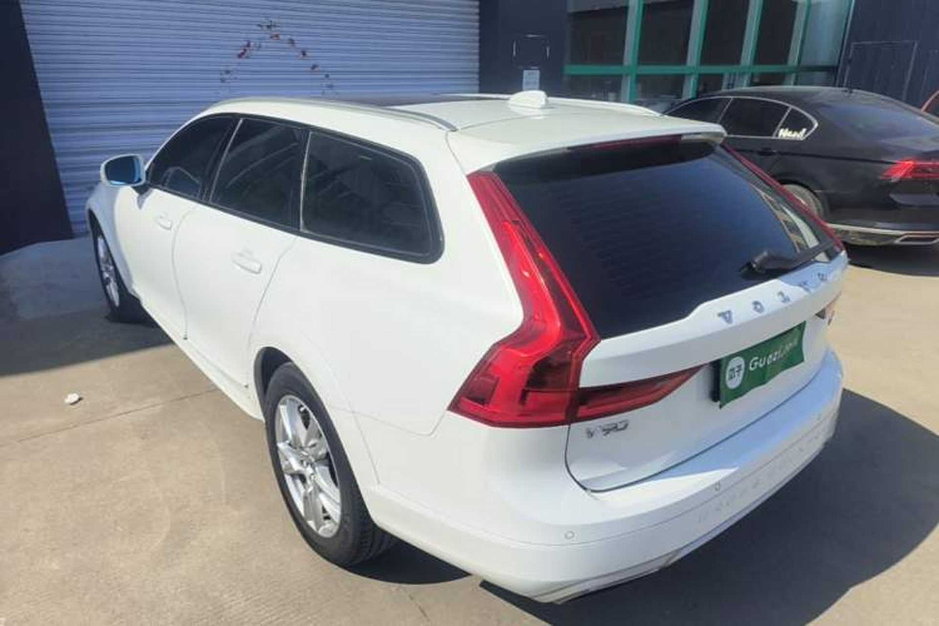 Used Volvo V90 2019 Cross Country T5 AWD Smart Range Version China VI Standard Exterior 2