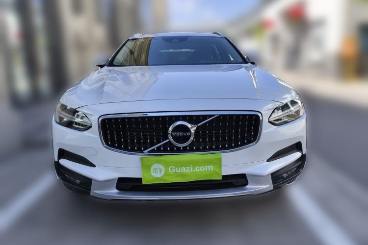 Used Volvo V90 2019 Cross Country T5 AWD Smart Range Version China VI Standard Front
