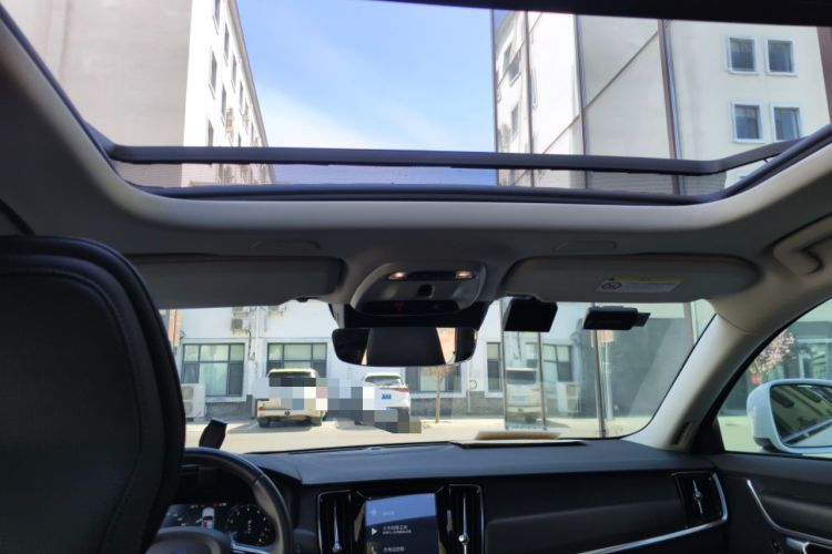Used Volvo V90 2019 Cross Country T5 AWD Smart Range Version China VI Standard Headliner