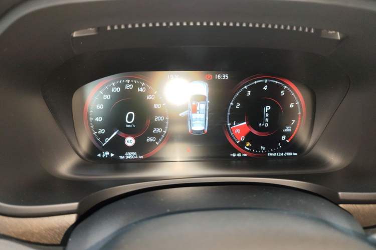 Used Volvo V90 2019 Cross Country T5 AWD Luxury Edition China VI Standard Instrument Cluster