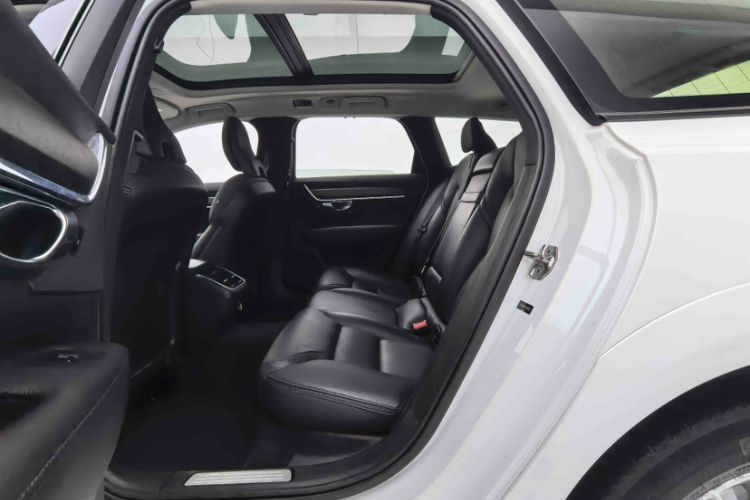 Used Volvo V90 2019 Cross Country T5 AWD Smart Range Version China V Standard Interior 2