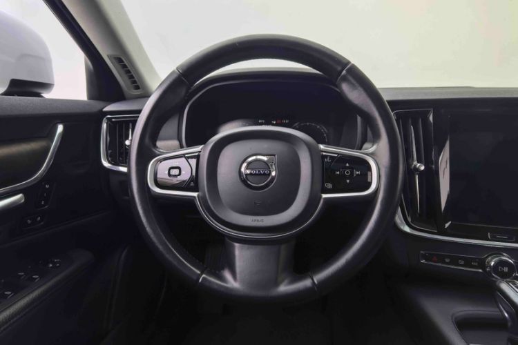 Used Volvo V90 2019 Cross Country T5 AWD Smart Range Version China V Standard Interior 5