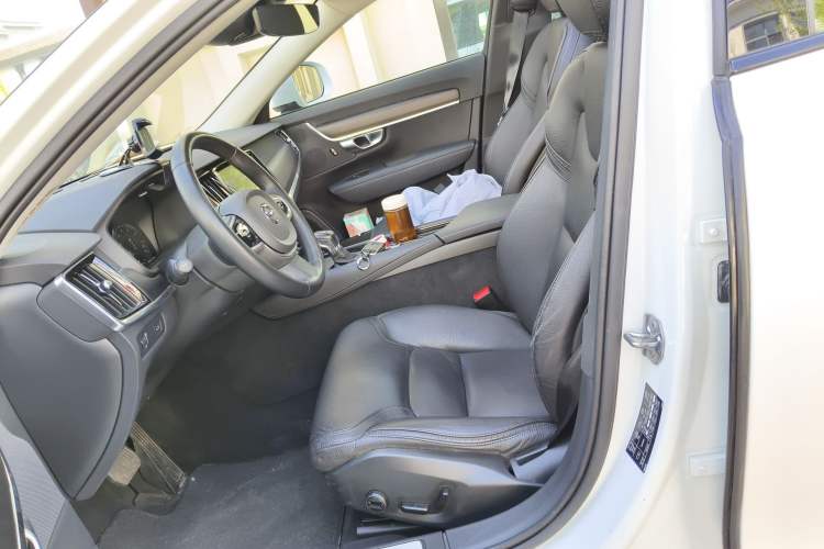 Used Volvo V90 2019 Cross Country T5 AWD Smart Range Version China VI Standard Left Front Seat