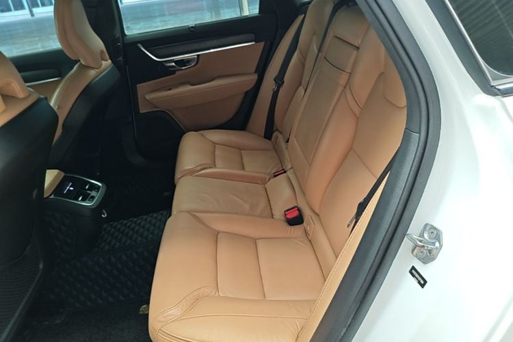 Used Volvo V90 2019 Cross Country T5 AWD Smart Range Version China V Standard Left Rear Seat