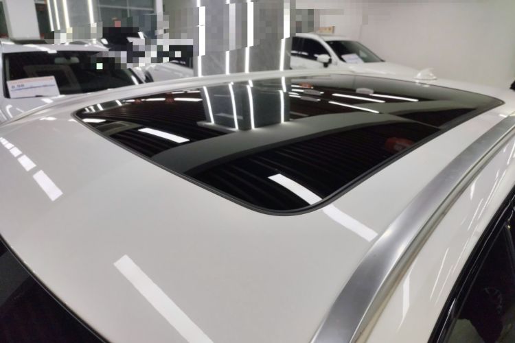 Used Volvo V90 2019 Cross Country T5 AWD Luxury Edition China VI Standard Roof