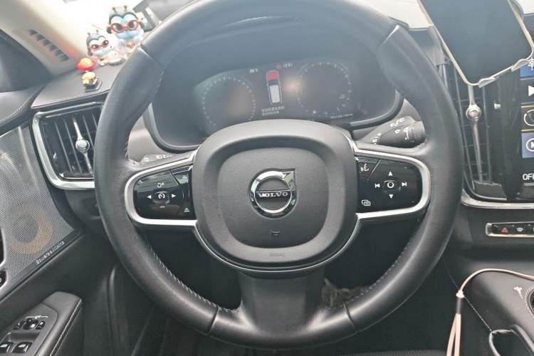 Used Volvo V90 2019 Cross Country T5 AWD Luxury Edition China V Standard Steering Wheel