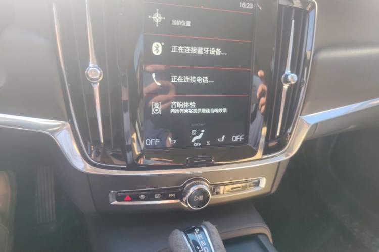 Used Volvo V90 2019 Cross Country T5 AWD Smart Range Version China V Standard Audio And AC Panel