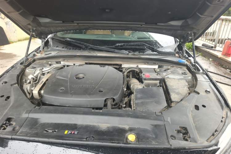 Used Volvo V90 2020 Facelifted Cross Country T5 AWD ZhiZun Edition Engine Bay