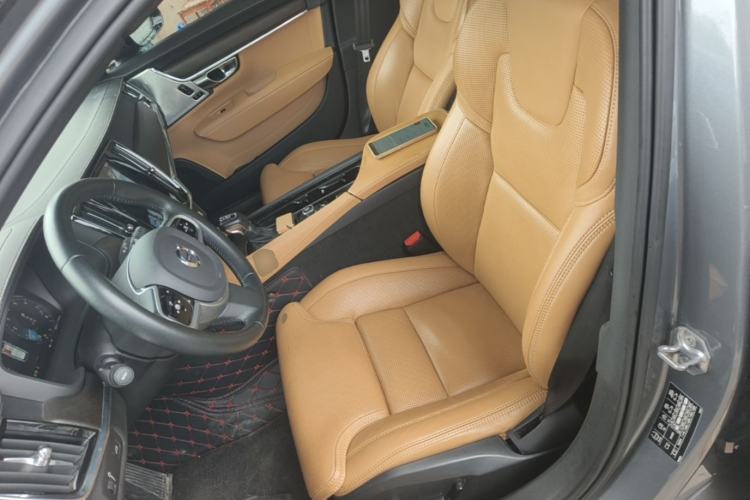 Used Volvo V90 2020 Facelifted Cross Country T5 AWD ZhiZun Edition Left Front Seat