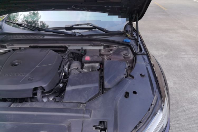 Used Volvo V90 2020 Cross Country T5 AWD Smart Range Edition Engine Bay Left