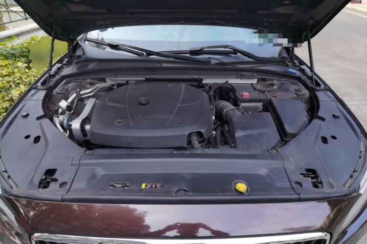 Used Volvo V90 2020 Cross Country T5 AWD Smart Range Edition Engine Bay
