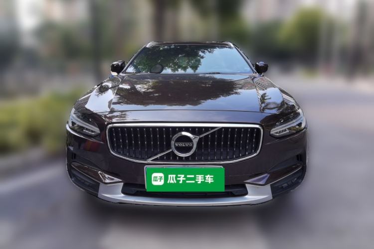 Used Volvo V90 2020 Cross Country T5 AWD Smart Range Edition Front