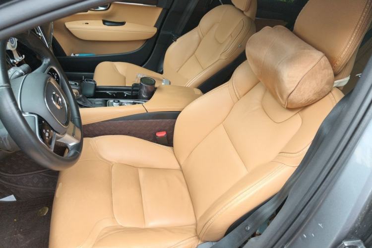 Used Volvo V90 2020 Cross Country T5 AWD Smart Range Edition Left Front Seat