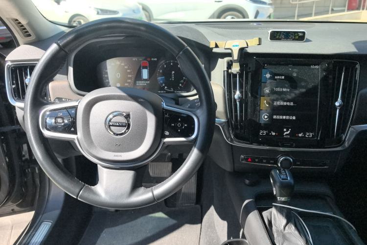 Used Volvo V90 2020 Facelifted Cross Country T5 AWD Zhiyuan Edition Center Console