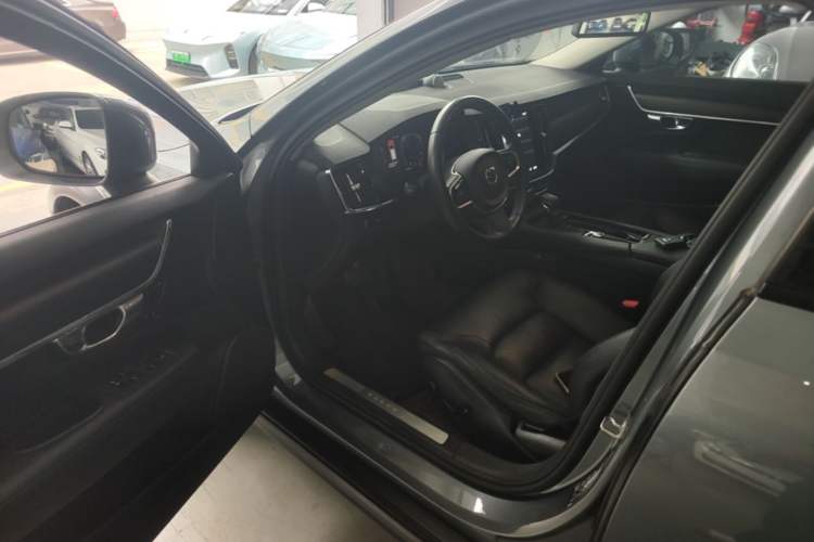 Used Volvo V90 2020 Facelifted Cross Country T5 AWD Zhiyuan Edition Driver Seat