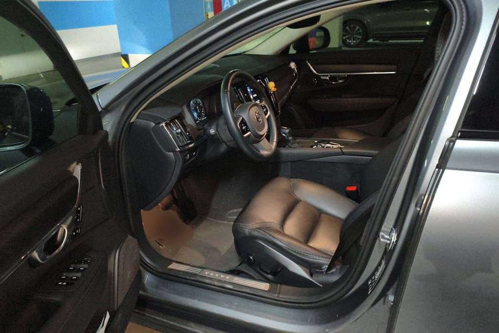 Used Volvo V90 2020 Facelifted Cross Country T5 AWD Zhiyuan Edition Driver Seat