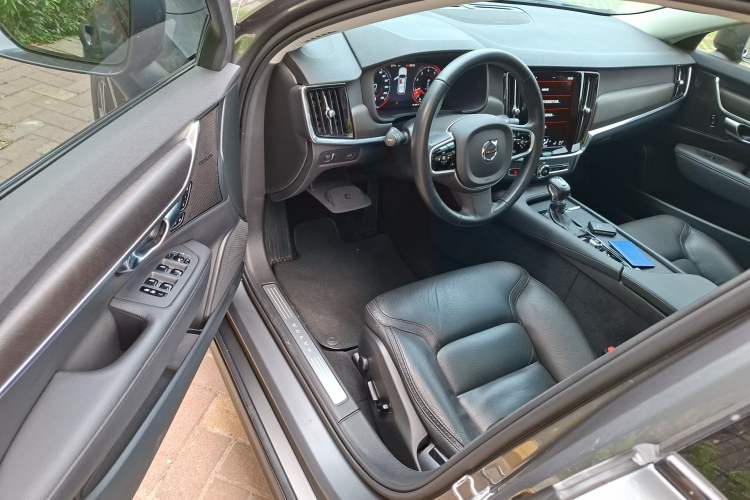 Used Volvo V90 2020 Facelifted Cross Country T5 AWD Zhiyuan Edition Driver Seat