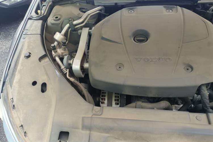 Used Volvo V90 2020 Cross Country T5 AWD Smart Range Edition Engine Bay Right