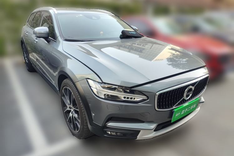 Used Volvo V90 2020 Cross Country T5 AWD Prestige Edition Exterior 2
