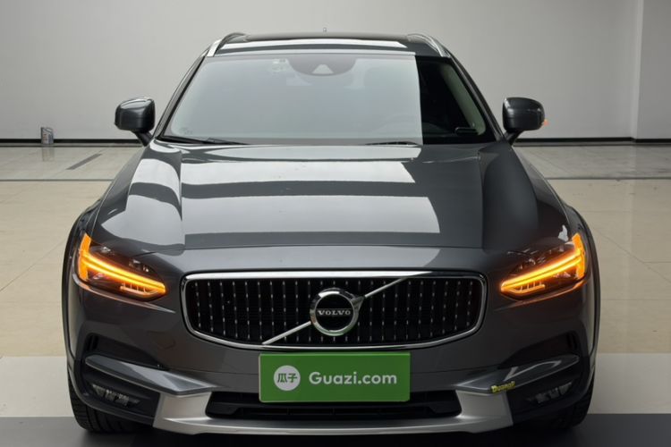Used Volvo V90 2020 Cross Country T5 AWD Smart Range Edition Exterior 6