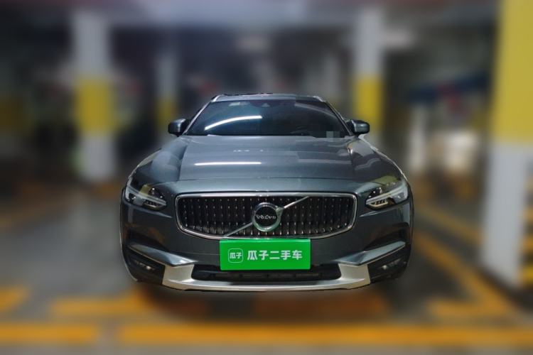 Used Volvo V90 2020 Facelifted Cross Country T5 AWD Zhiyuan Edition Front