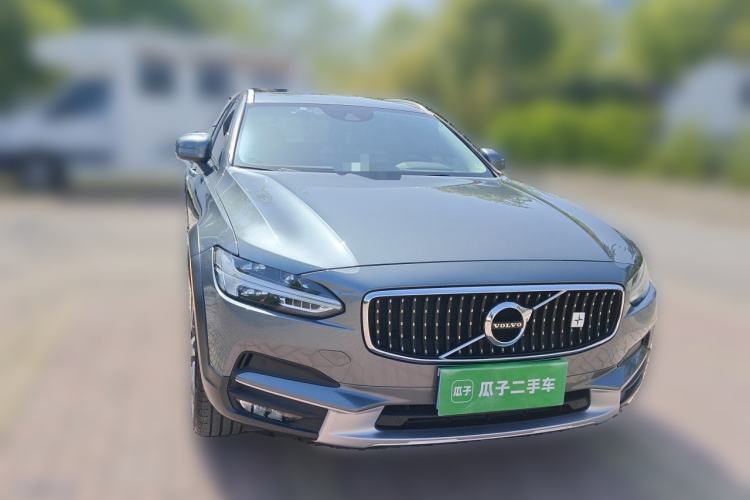 Used Volvo V90 2020 Cross Country T5 AWD Smart Range Edition Front