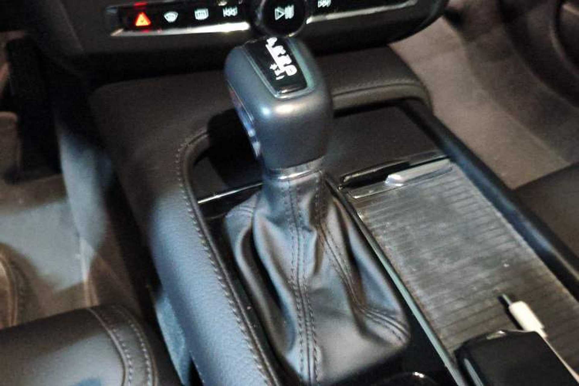 Used Volvo V90 2020 Facelifted Cross Country T5 AWD Zhiyuan Edition Gear Lever