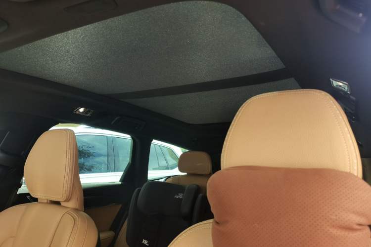 Used Volvo V90 2020 Cross Country T5 AWD Smart Range Edition Headliner