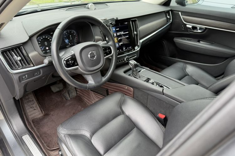 Used Volvo V90 2020 Facelifted Cross Country T5 AWD Zhiyuan Edition Interior 3