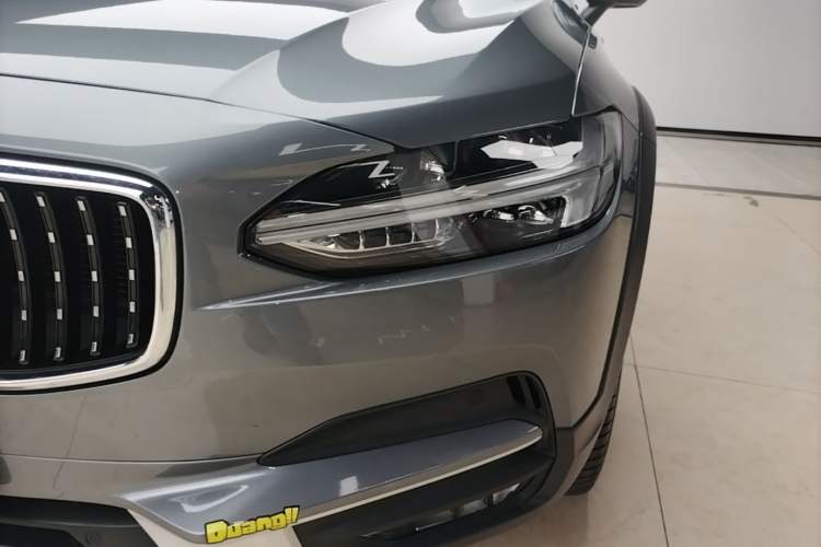 Used Volvo V90 2020 Cross Country T5 AWD Smart Range Edition Left Front Headlight