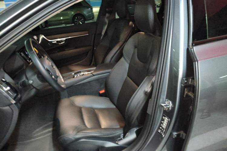 Used Volvo V90 2020 Facelifted Cross Country T5 AWD Zhiyuan Edition Left Front Seat