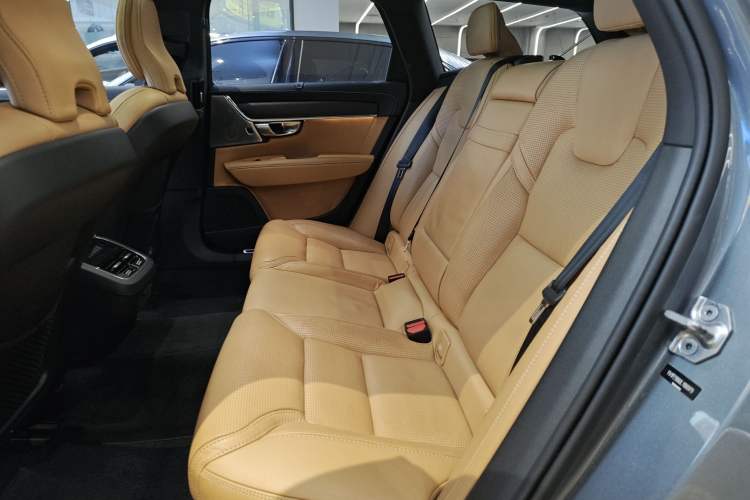 Used Volvo V90 2020 Cross Country T5 AWD Prestige Edition Left Rear Seat
