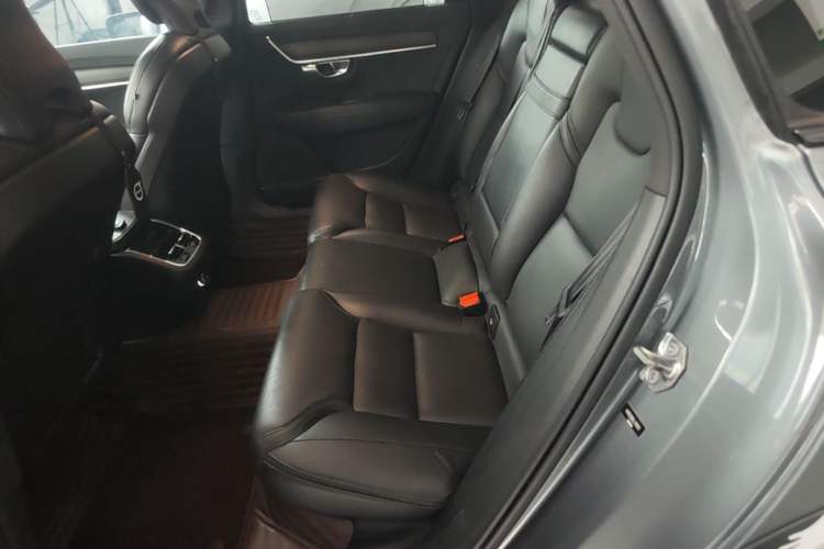 Used Volvo V90 2020 Facelifted Cross Country T5 AWD Zhiyuan Edition Left Rear Seat