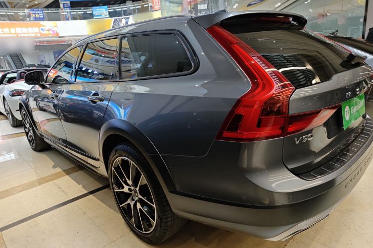 Used Volvo V90 2020 Cross Country T5 AWD Prestige Edition Left Side