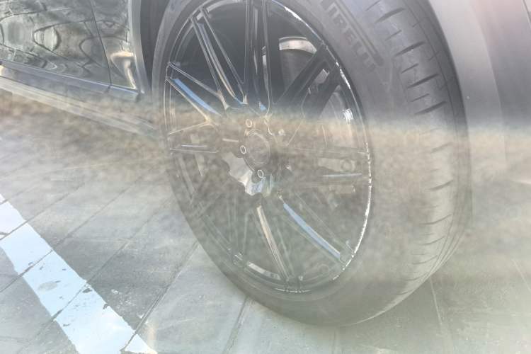 Used Volvo V90 2020 Facelifted Cross Country T5 AWD Zhiyuan Edition Right Front Wheel Hub