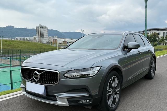 Used Volvo V90 2020 Facelifted Cross Country T5 AWD Zhiyuan Edition