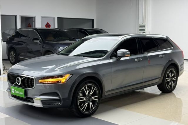 Volvo V90 2020 Cross Country T5 AWD Smart Range Edition с пробегом